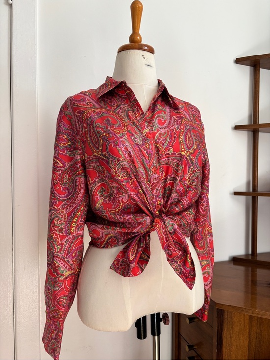 Jones New York Tops - Jones New York Red Paisley 100% Silk Button-Down Blouse